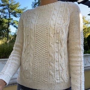 Hollister sweater size M.